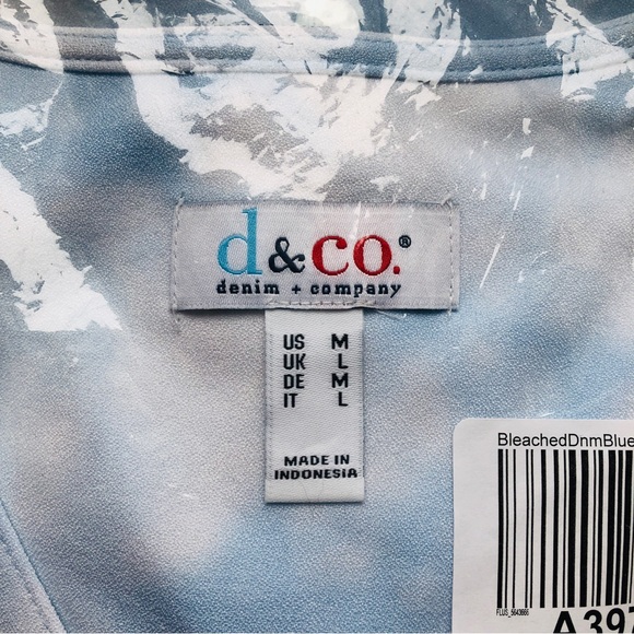 NWT Denim & Co. Printed Button-Front Flutter-Sleeve Blouse, Size M - Picture 8 of 9